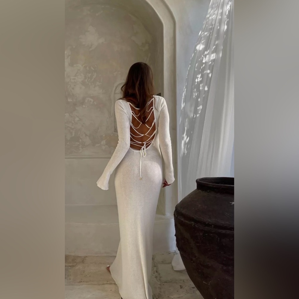 Open-Back Knit Long Sleeve White Dress